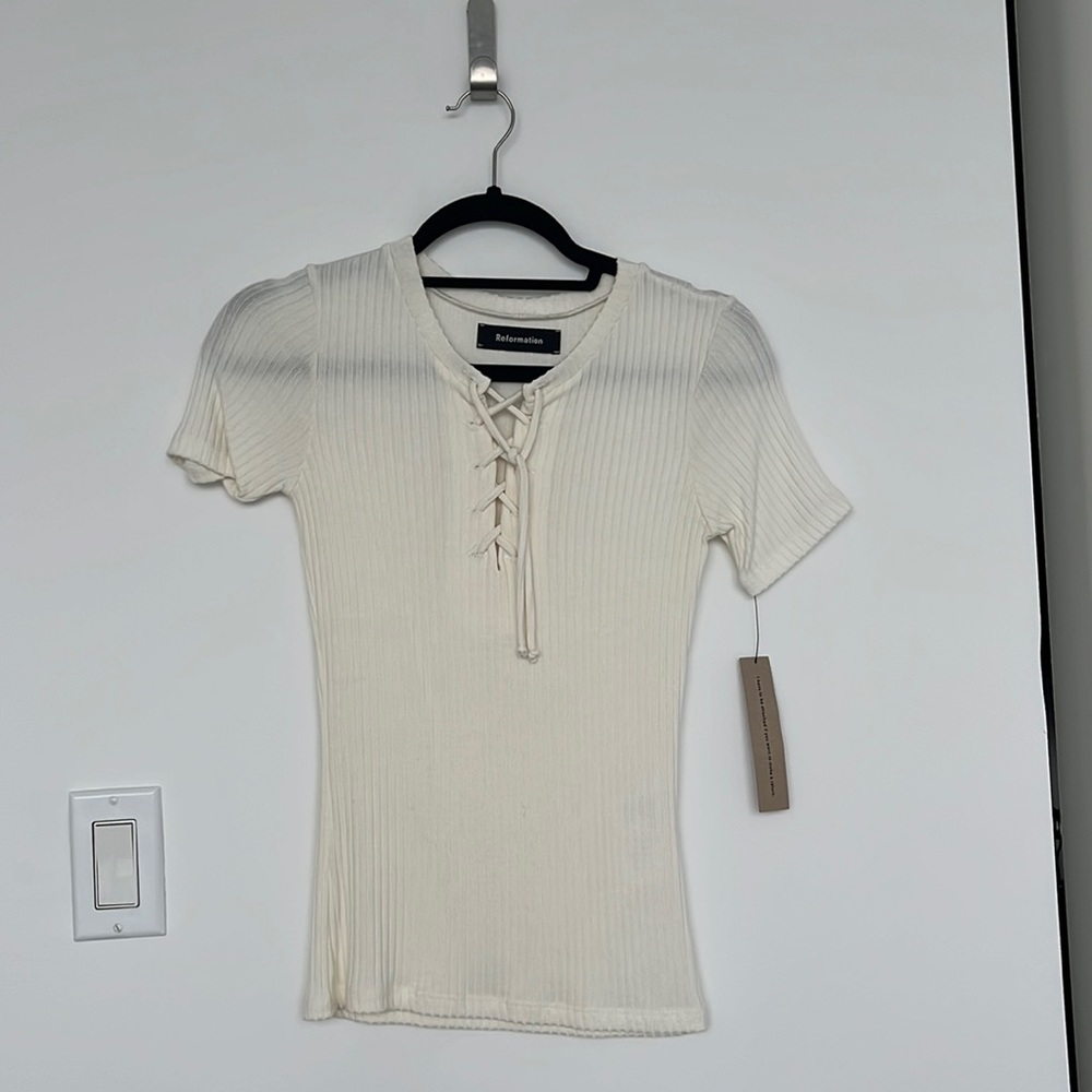 Reformation New White/Cream Ribbed Lace Up top. Size small